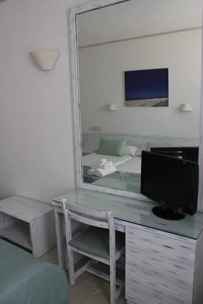 Bellavista Formentera 3*